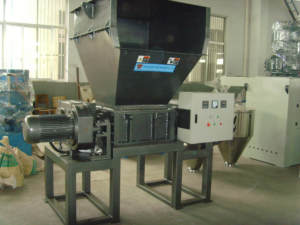 YTC2-600撕碎機3.JPG